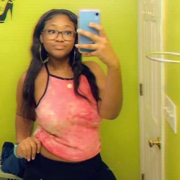 Meet your Posher, Asia - Picture 1 of 1